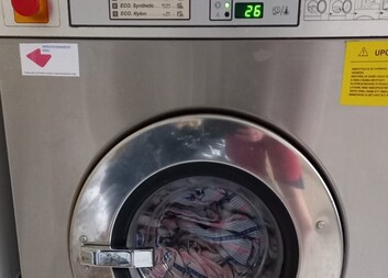 Nové pračky do začátku pomohly 