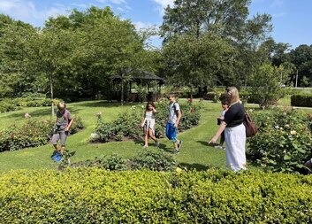 Zahrada léčivých rostlin děti očarovala